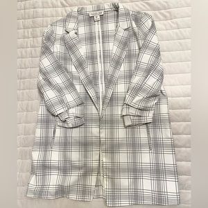 Rachel Zoe Blazer with ruched sleeves black and white plaid